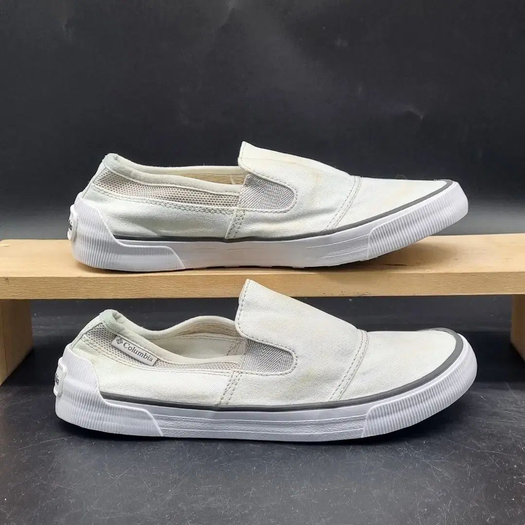 Columbia(コロンビア) スリッポン 240