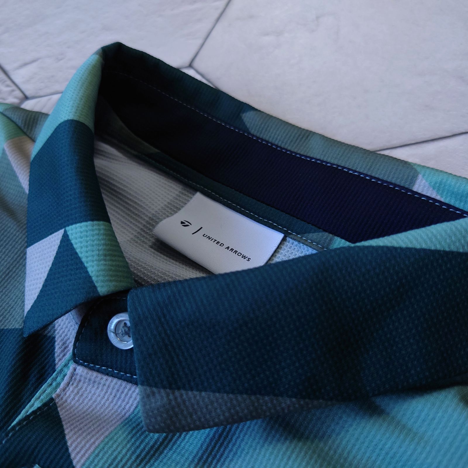 美品　ユナイテッドアローズ　テーラーメイド　カモ柄　コラボ　別注　ポロシャツ　L 極美品 TaylorMade × UNITED ARROWS GOLF カモフラ ショート