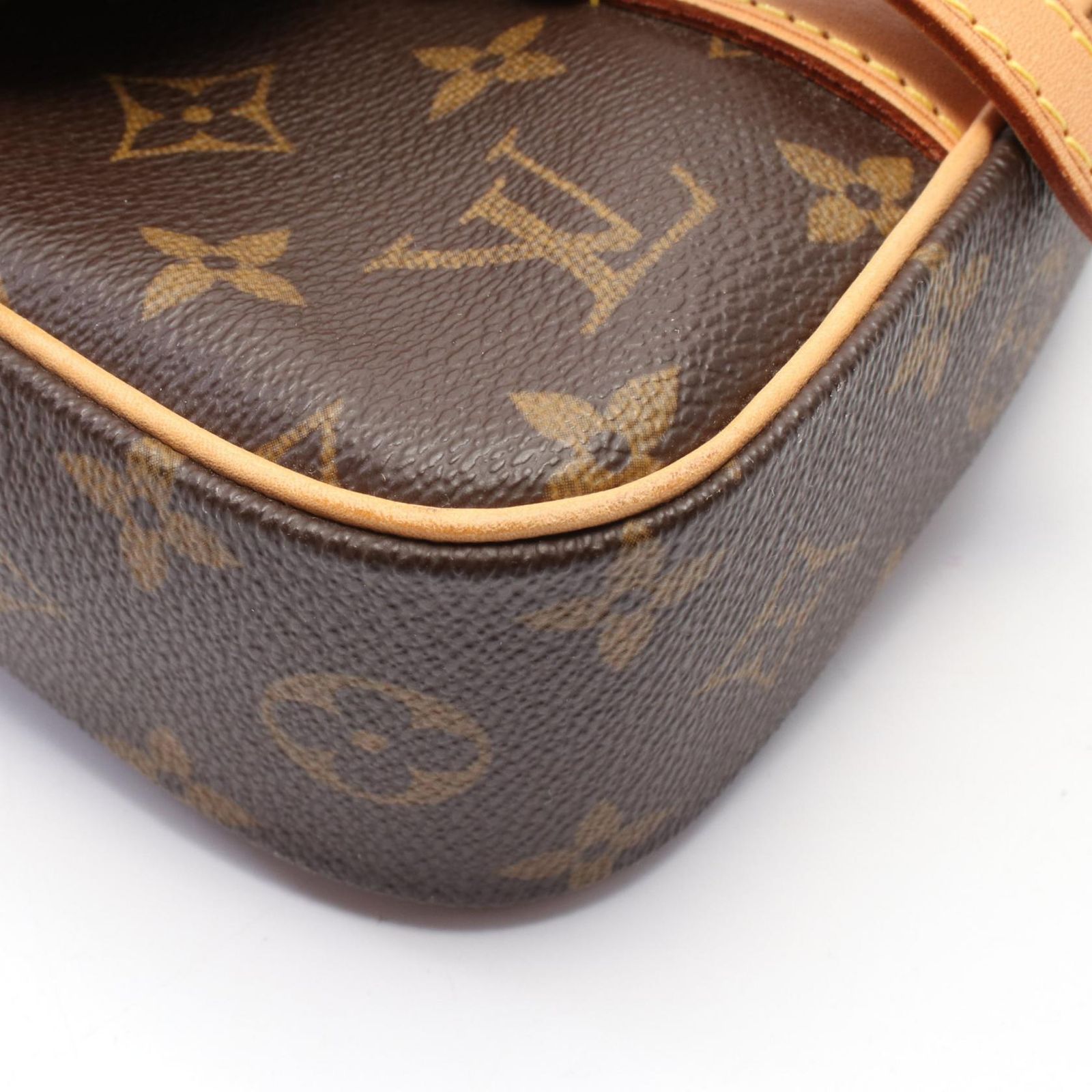 VUITTON ルイ