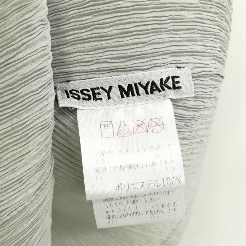 イッセイミヤケ ISSEY MIYAKE IM82-FJ908 プリーツ ブラウス シャツ 長袖 L グレー系 レディース ISSEY MIYAKE - IM82-FJ908 プリーツ ブラウス シャツ 長袖 L