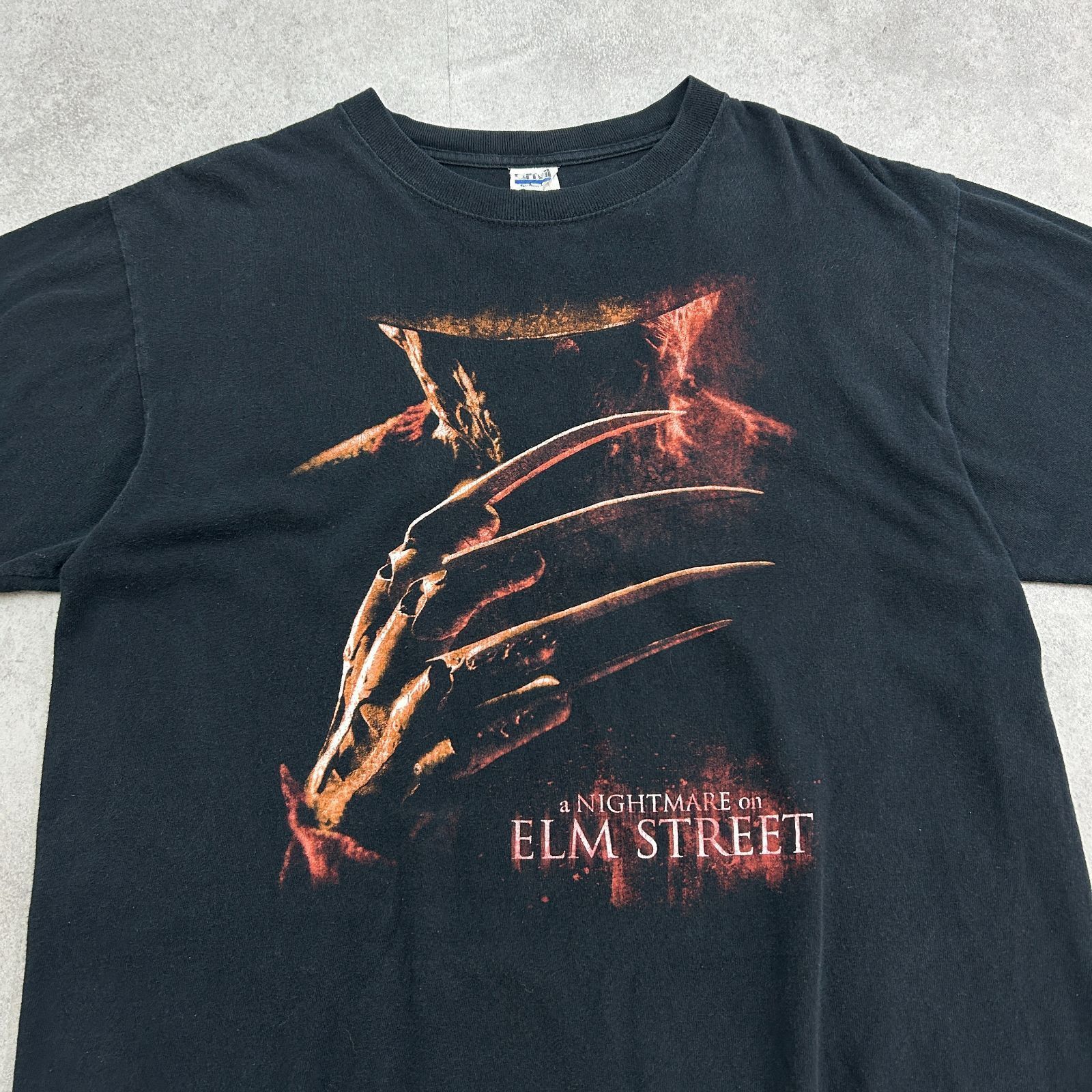 エルム街の悪夢 A Nightmare ON ELM STREET 人気映画 ホラー 殺人鬼 