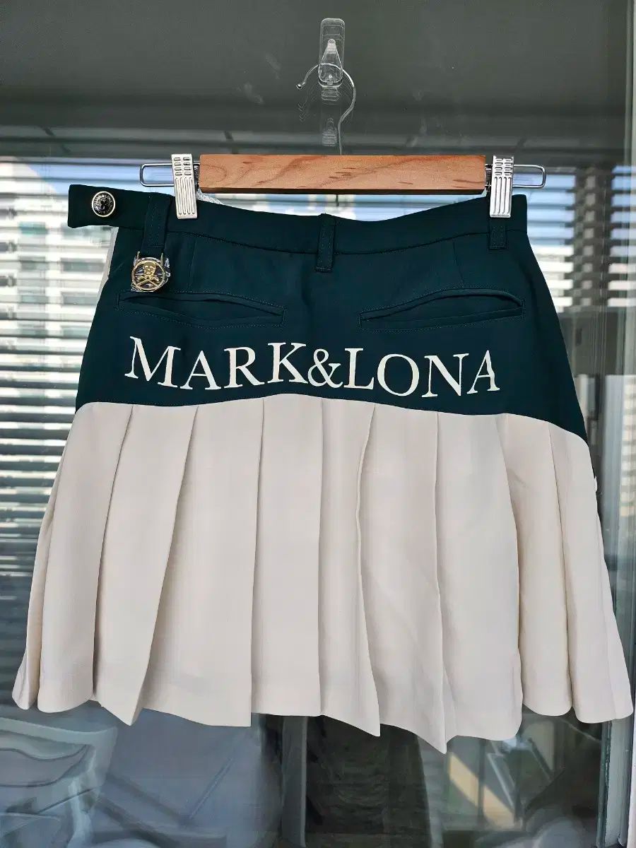 MARK&LONA スカート 38 MARK & LONA プリーツスカート 38 マークアンドロナ マーク