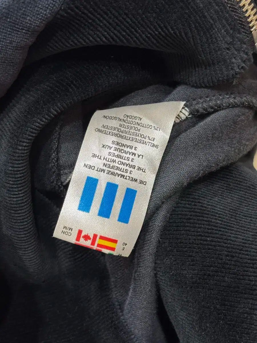 adidas アディダス