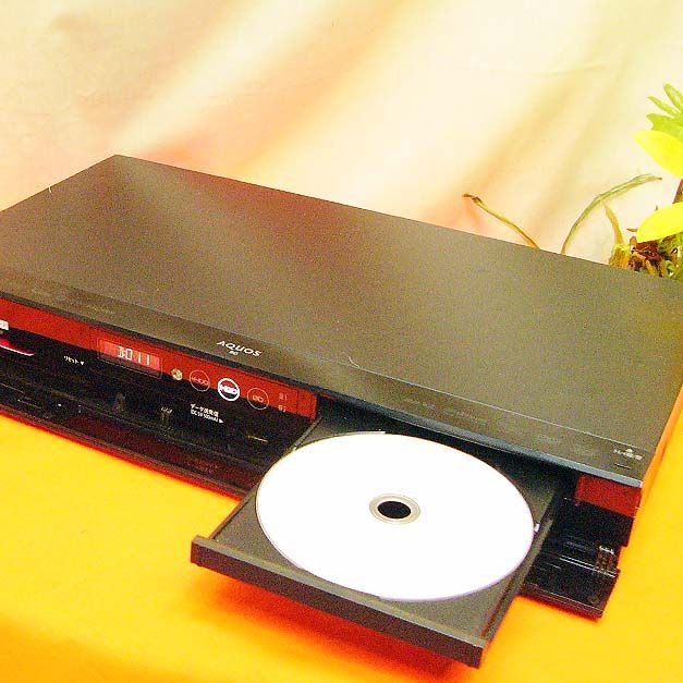 ダブルチューナー搭載☆SHARP BDレコーダー☆ BD-W570 - メルカリ