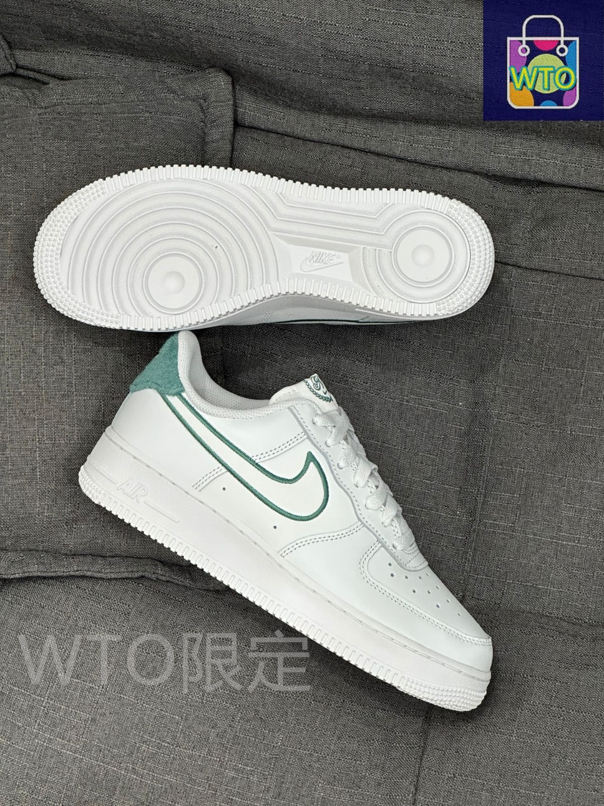 NIKE AIR FORCE 1 07 LV8 ナイキ エアフォース1 07 LV8