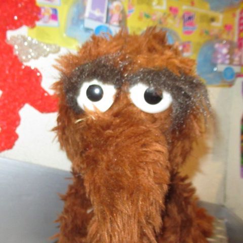 セサミストリート　スナッフィぬいぐるみ Amazon.co.jp: GUND SESAME STREET (セサミストリート