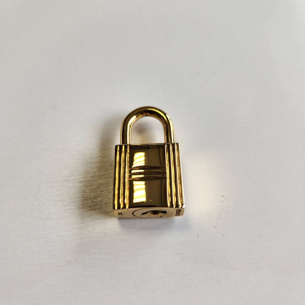 【美品】 HERMES エルメス カデナ　南京錠　パドロック綺麗 かぎ2ケ付 極美品 HERMES エルメス カデナ パドロック 南京錠 鍵 114 鍵2本