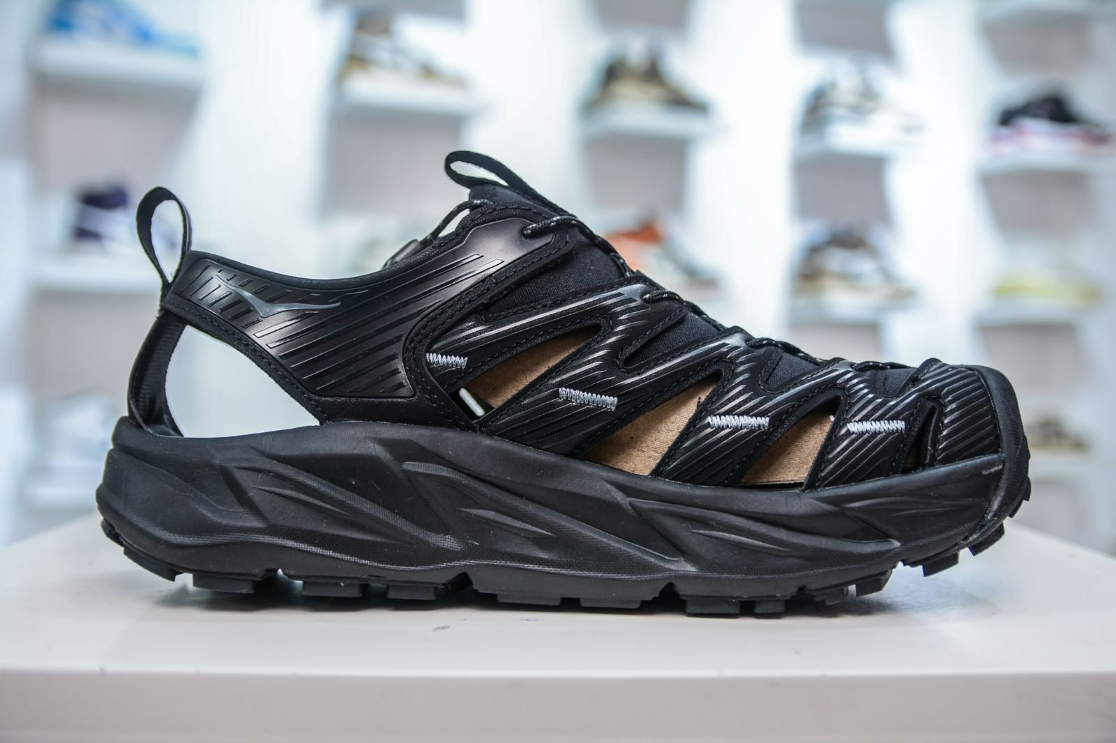 新品未使用Hoka One One（ホカ・ワン・ワン）のHopara OG