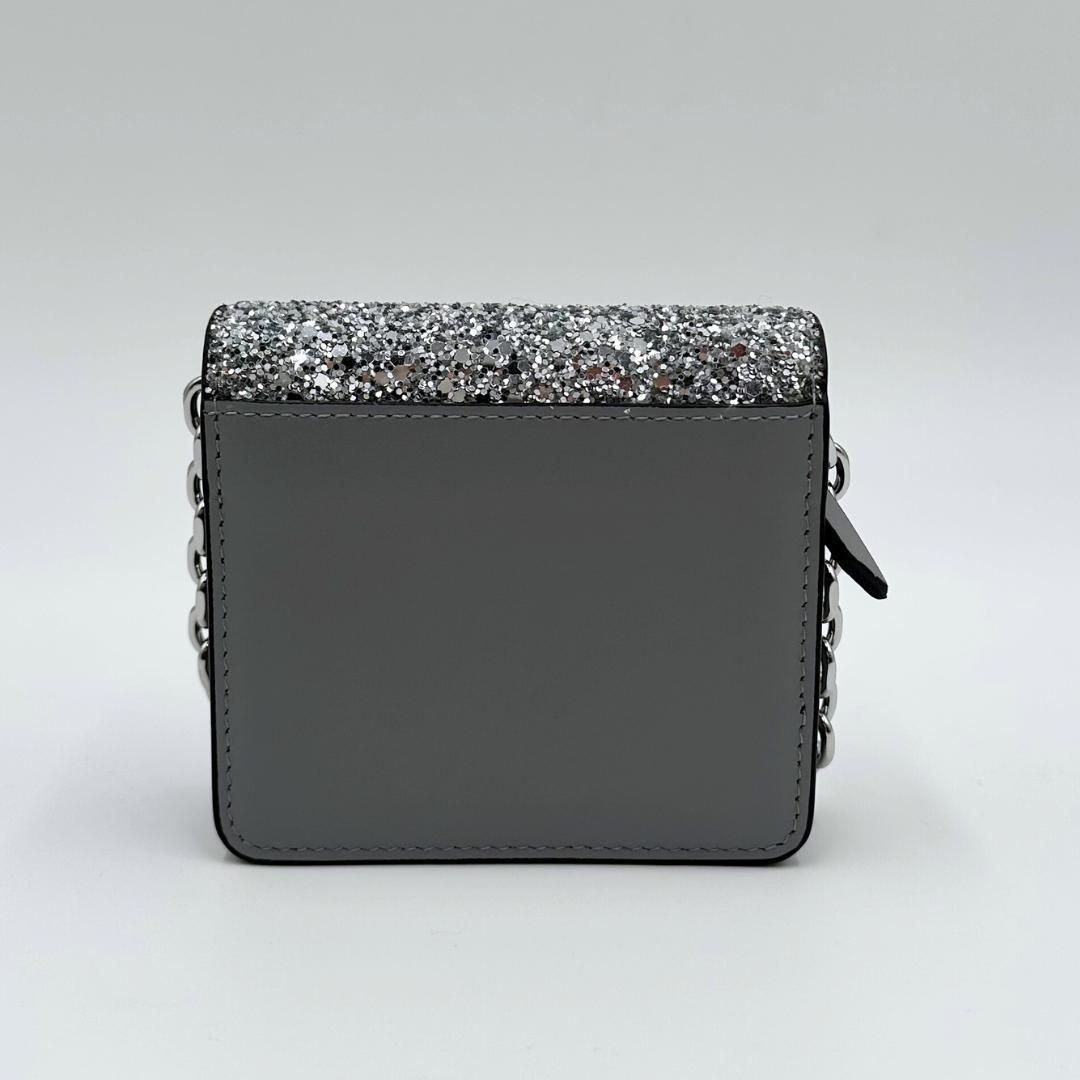 新品】Maison Margiela スパンコール チェーンウォレット - メルカリ