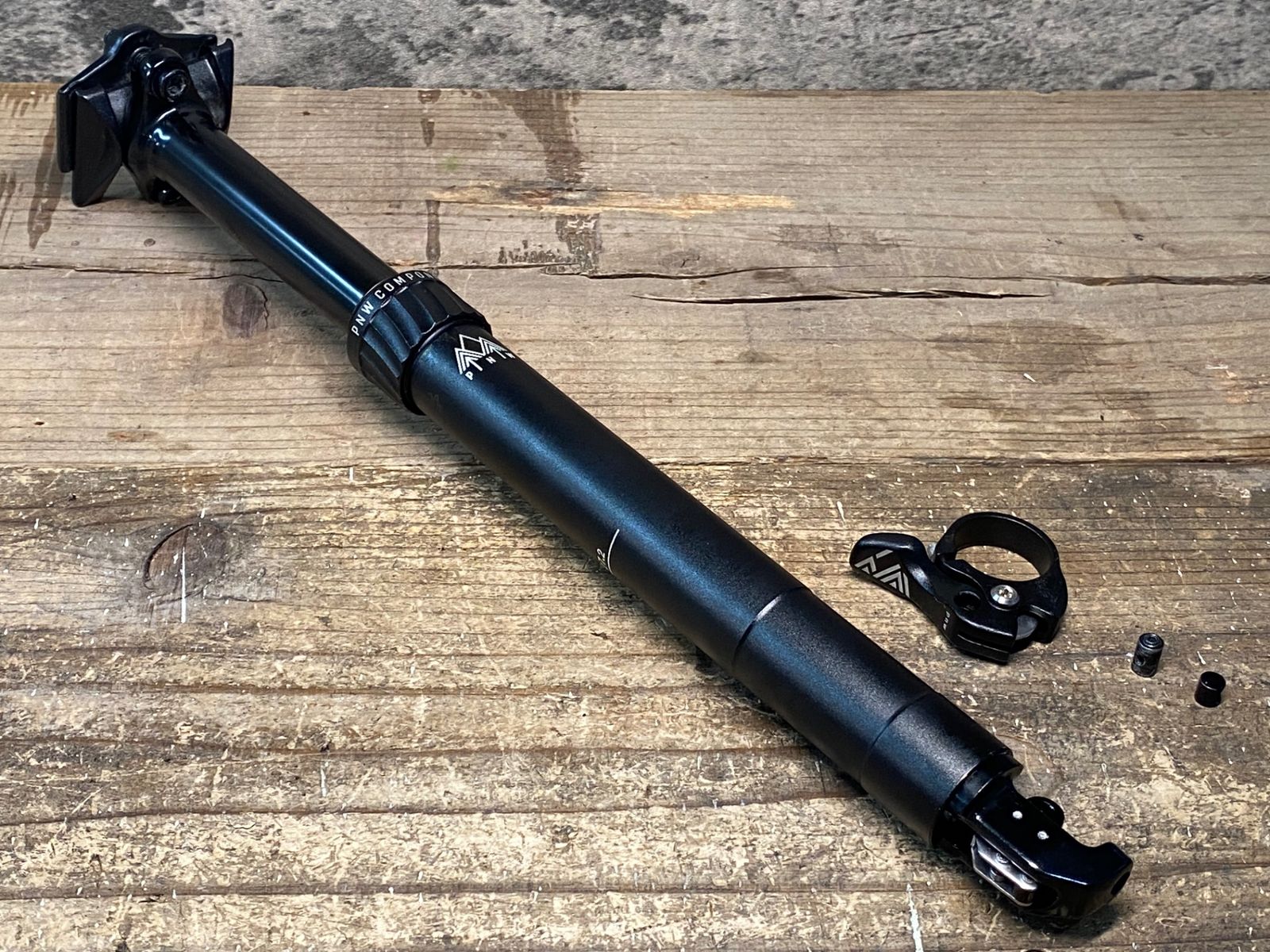 IL543 PNW COMPONENTS RAINIER IR アルミ ドロッパーシートポスト 27.2mm