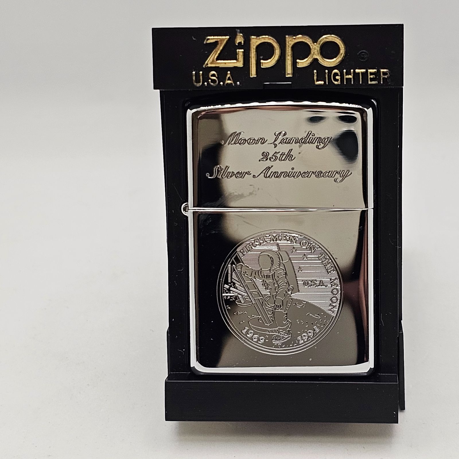 2002年製 Zippo 月面着陸35周年記念 宇宙飛行士
