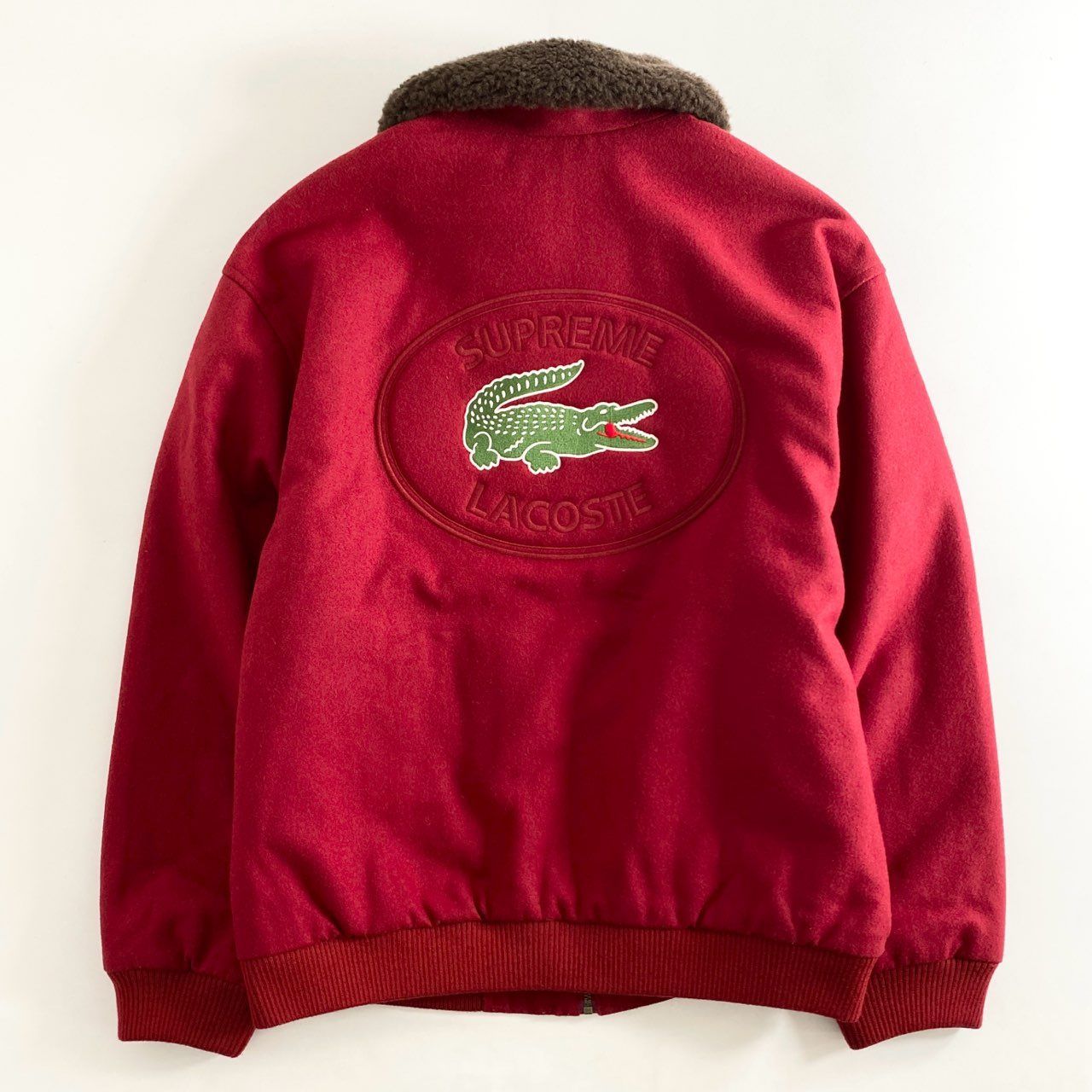 31h30 Supreme シュプリーム × LACOSTE ラコステ ウールボンバージャケット スタジアムジャケット スタジャン ブルゾン デカロゴ  BH1869L サイズL レッド メンズ - メルカリ