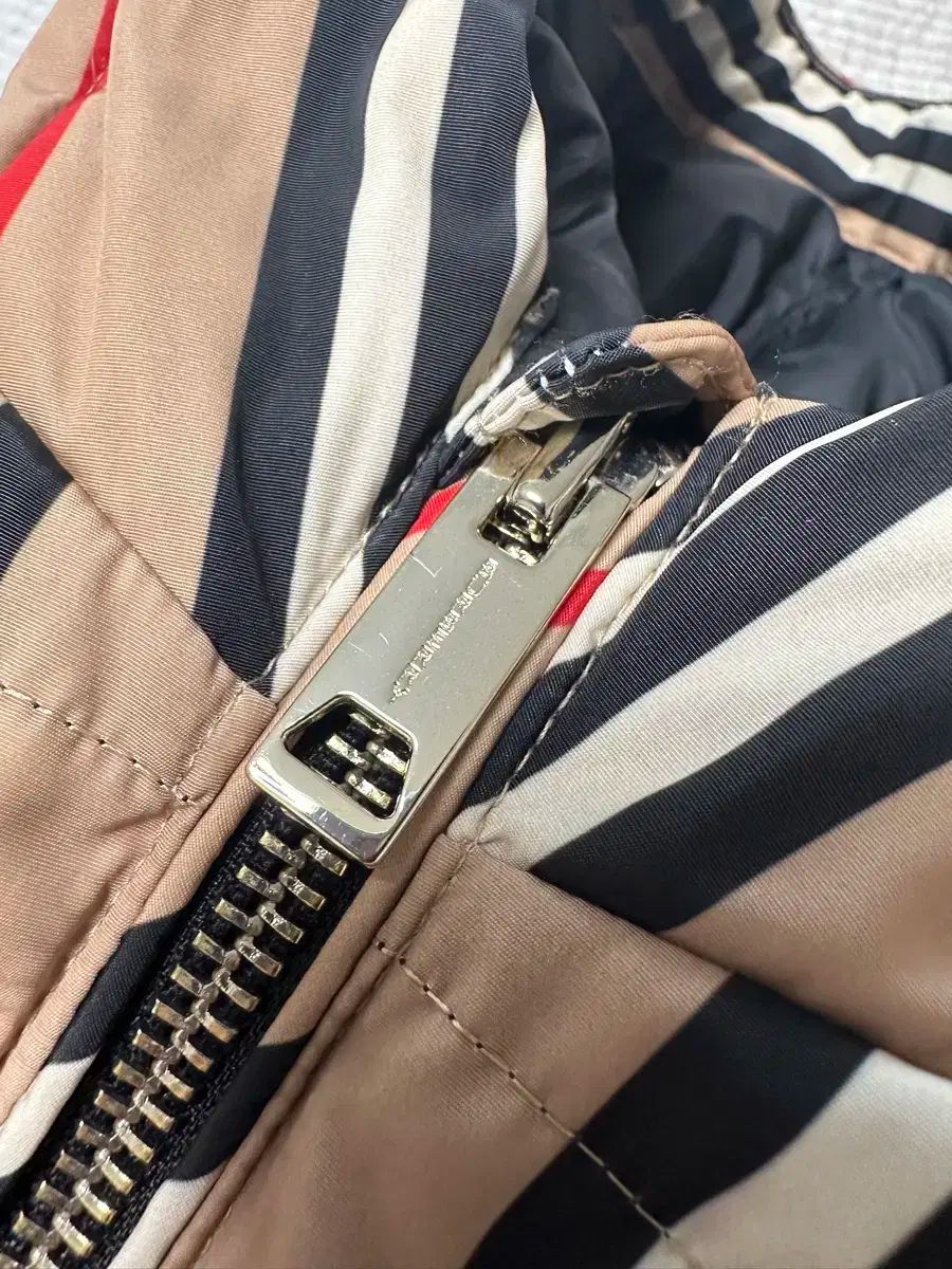 バーバリー宇宙服 バーバリーダウン