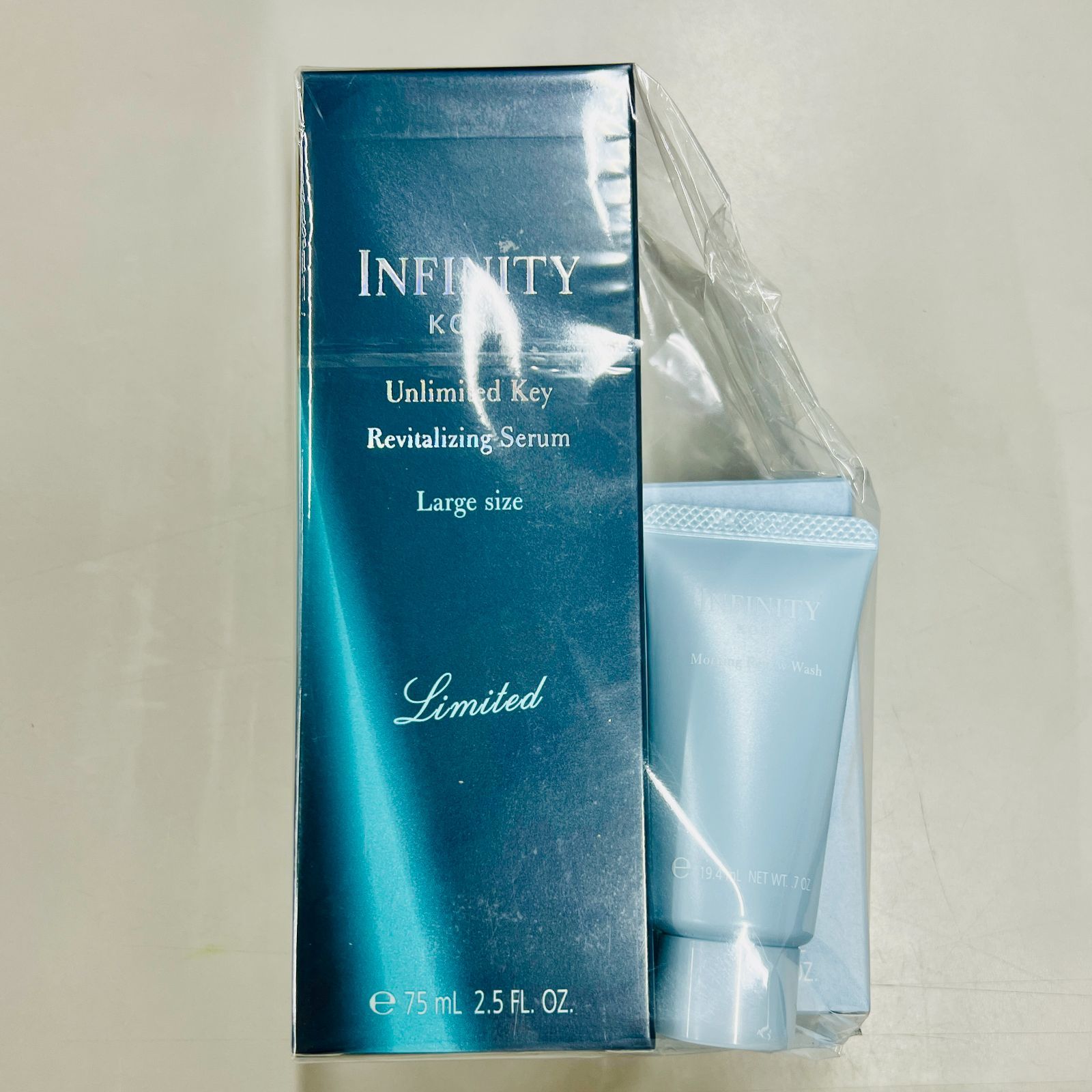 KOSE・コーセー INFINITY インフィニティ アンリミテッド キー 美容液 ラージサイズ 75mL（お試し7日間20g/クリア＆モーニング  リニュー（限定品)【管理番号：X1941】 - メルカリ