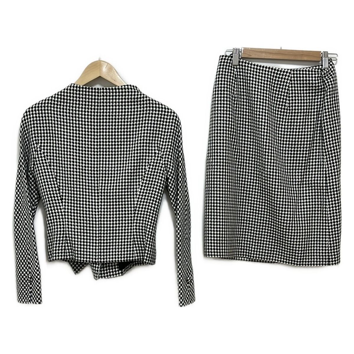 M S GRACY エムズグレイシー スカートスーツ レディース - 黒×白 ラメ