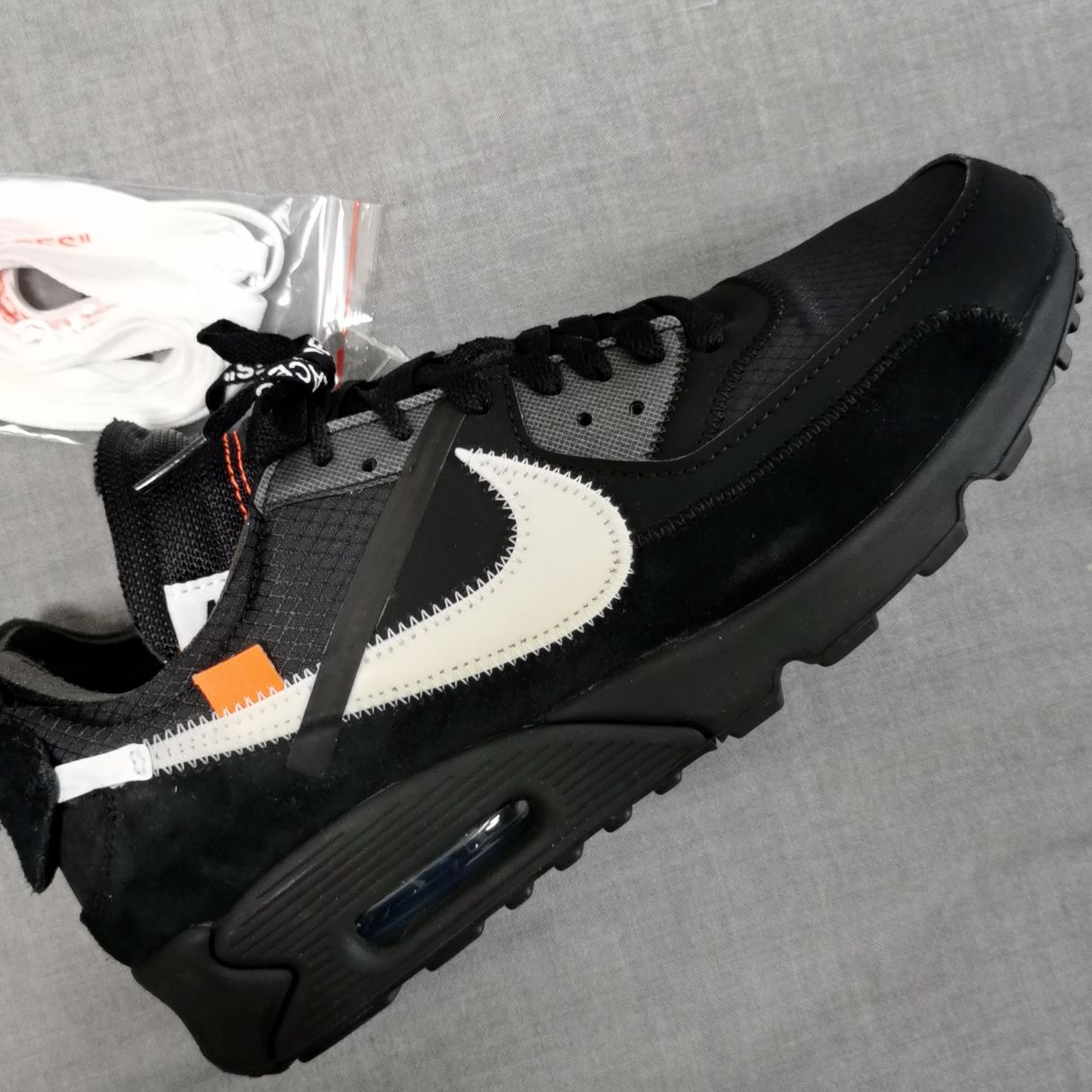 新品未使用 男女兼用 OFF-WHITE NIKE AIR MAX 90 BLACK/CORN オフホワイト ナイキ エアマックス90 ブラック/コーン  - メルカリ