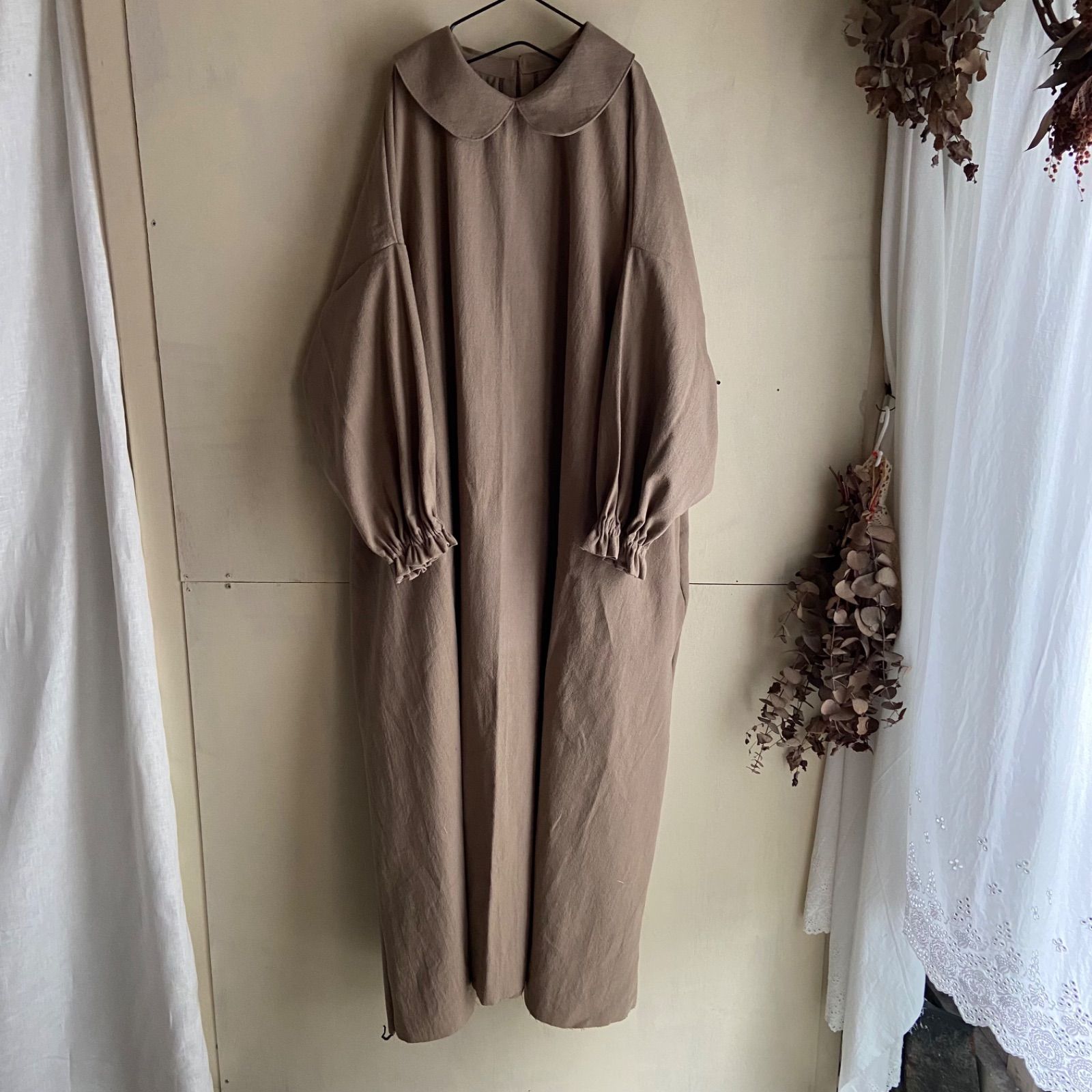 Aラインワンピース ブラウン