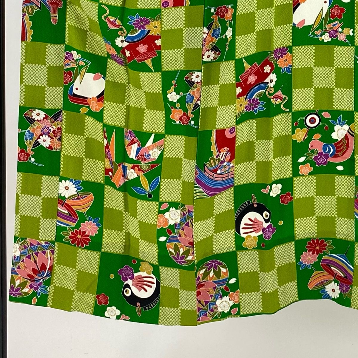 長襦袢 身丈137cm 裄丈65cm M うさぎ 折鶴 縮緬 黄緑色 正絹 秀品