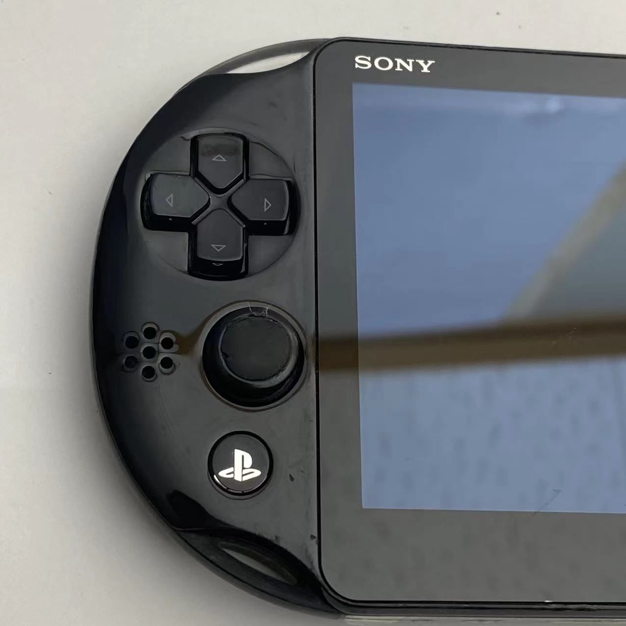 Sony PS Vita PCH-2000シリーズ ブラック 本体のみ【動作確認済み