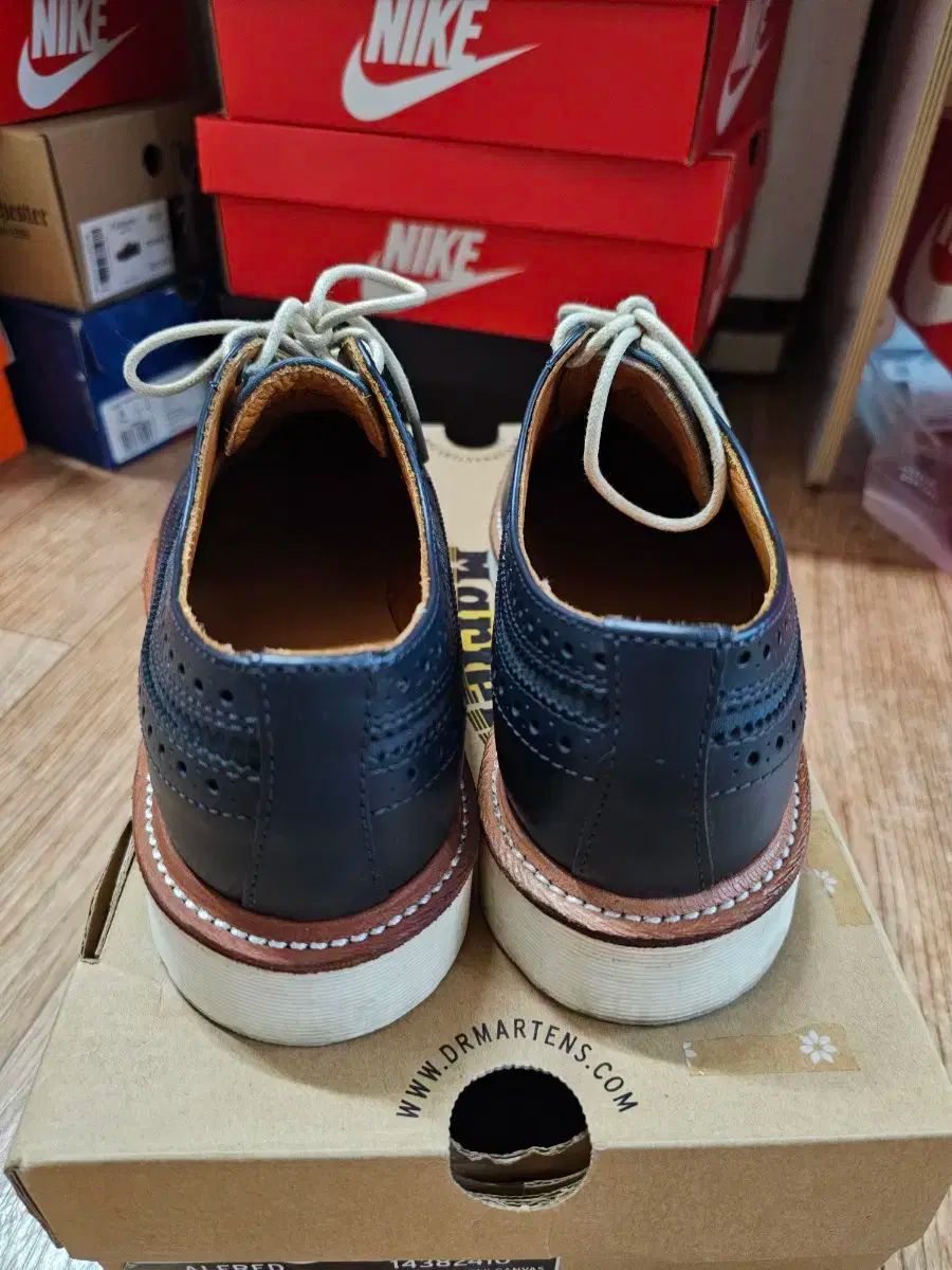  DR. MARTENS ドクターマーチン 靴 ローファー ブーツ 革靴