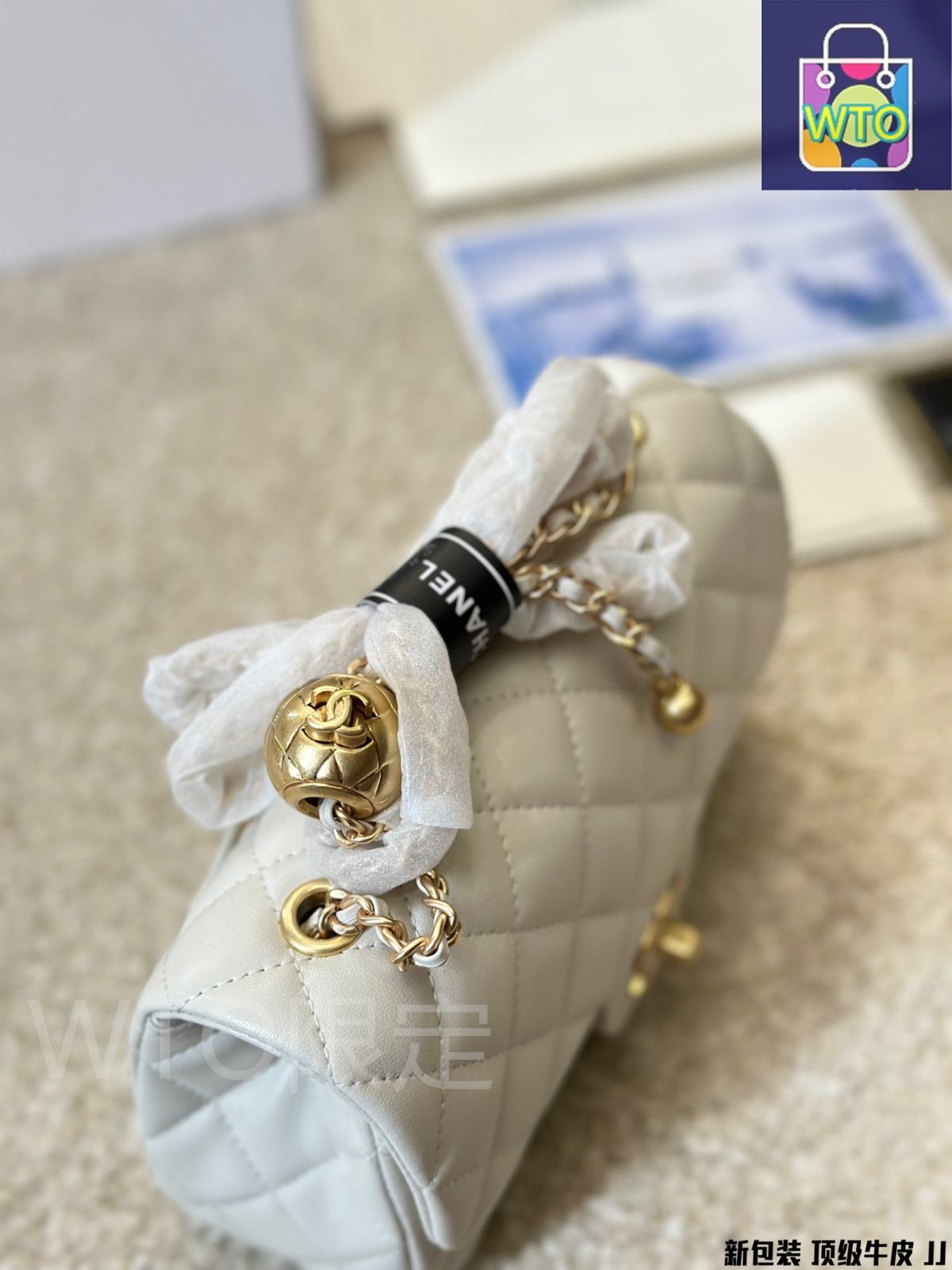 【CHANEL】シャネル ラウンドフラップバッグ★round flap bag 今日特価】Chanel Gold Ball Square Flap Bag - シャネル
