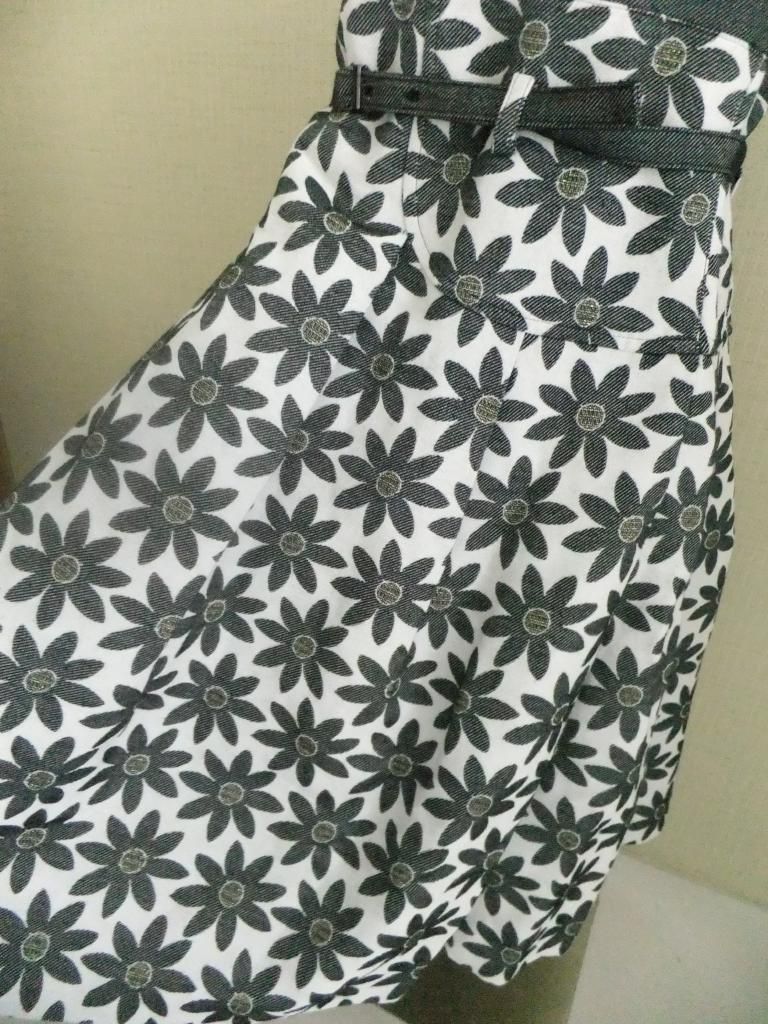 【極美品】エムズグレイシーワンピース 42 希少] エムズグレイシーワンピース 42〜44 格子透け感 薔薇柄
