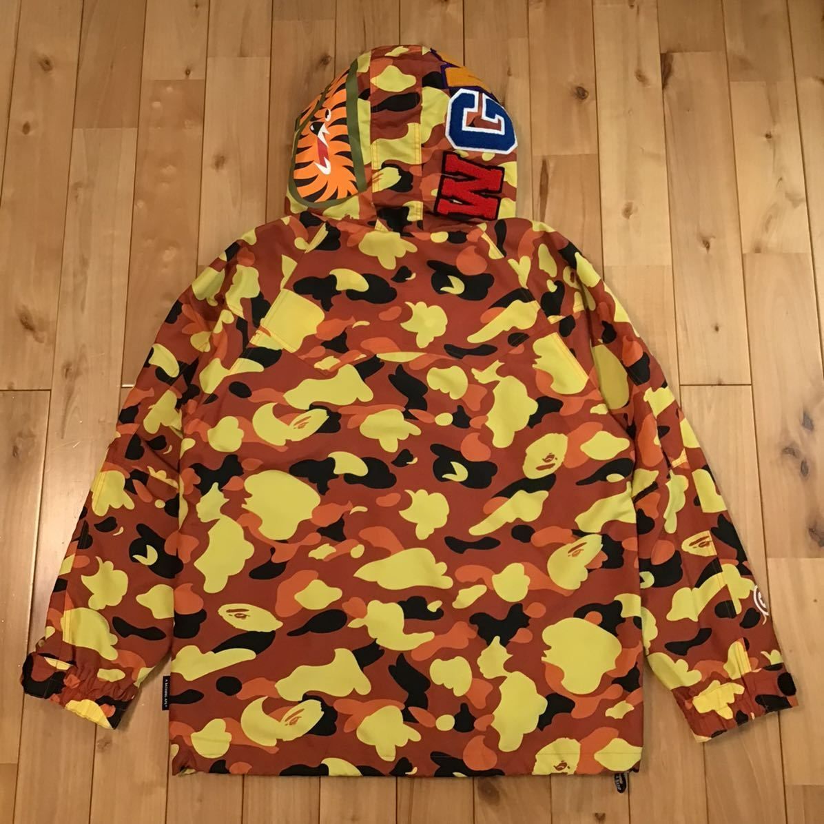 シャーク スノボ ジャケット Lサイズ a bathing ape shark hoodie 