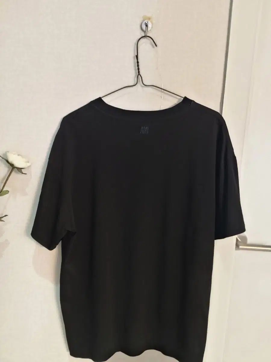 黒 半袖