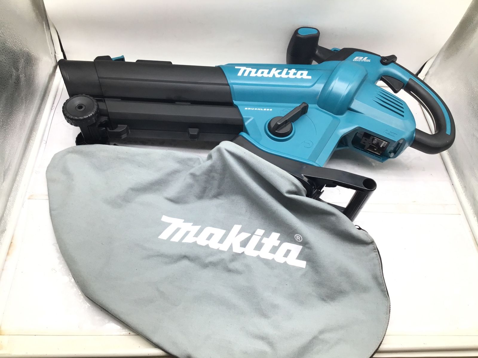 Makita|マキタ 18V充電式ブロワ集じん機 MUB187DZ 本体のみ ITL6W47VXFWG エコツール笠寺店 M02