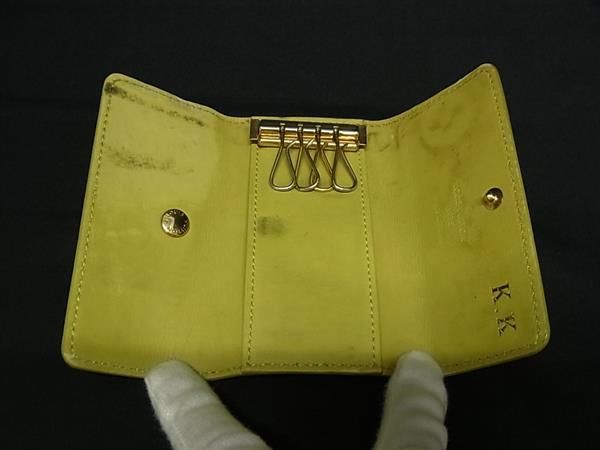 Louis Vuitton イエローキーケース LOUIS VUITTON エピ 4連キーケース
