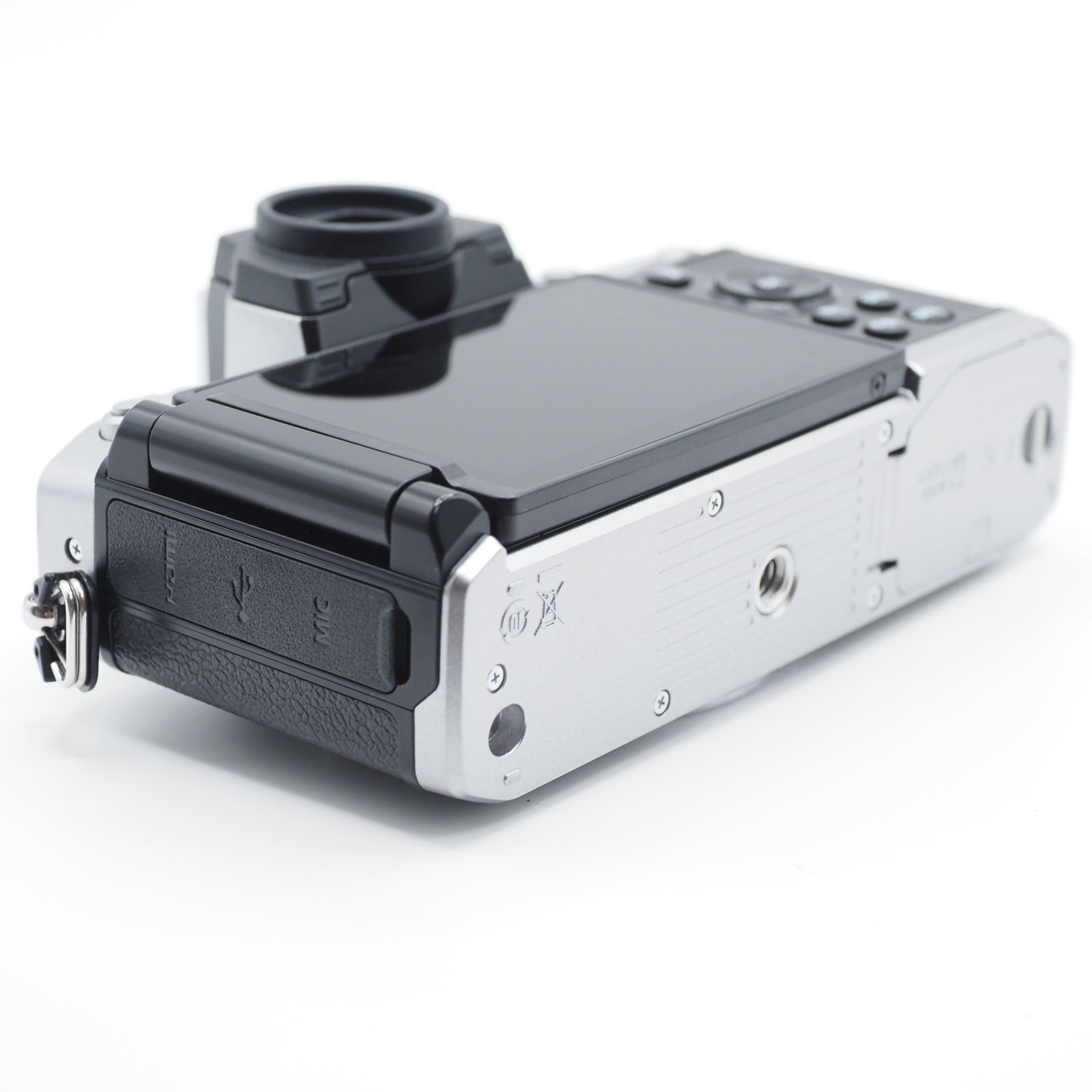 美品】Nikon Zfc ボディ シルバー ショット数274