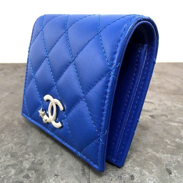 141 送料込み！ 未使用品 CHANEL コンパクトウォレット スターココ  