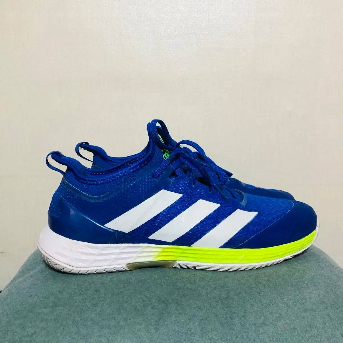 275 adidas アディダス アディゼロ ユーバーソニック 4