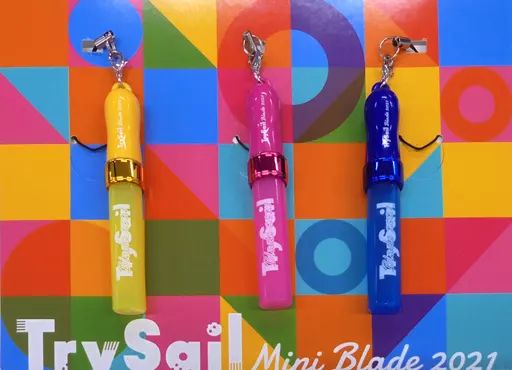 TrySail ミニブレードキーホルダーセット Double the Cape 中古】雑貨 TrySail ミニブレードキーホルダー3本セット 「LAWSON