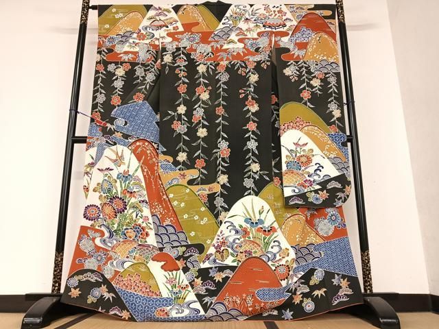 【銀座こうげい/紅型シリーズ①】花鳥風月×松竹梅／芥子裏地　正絹　小紋着物 金襴生地販売 飛翔鶴松竹梅 (朱赤)柄の和柄生地通販なら都香庵