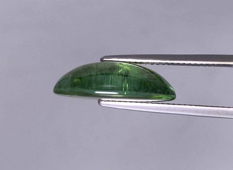 11.703ct 縦18.3㎜×横13.4㎜×高さ5.9㎜