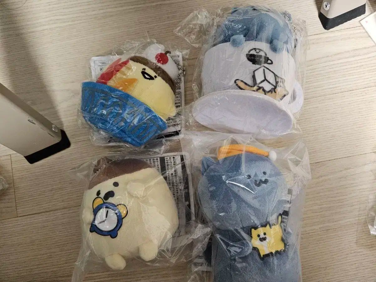 すとぷりグッズまとめ売りバラ売り可 すとぷりグッズ服公式 すとぷり