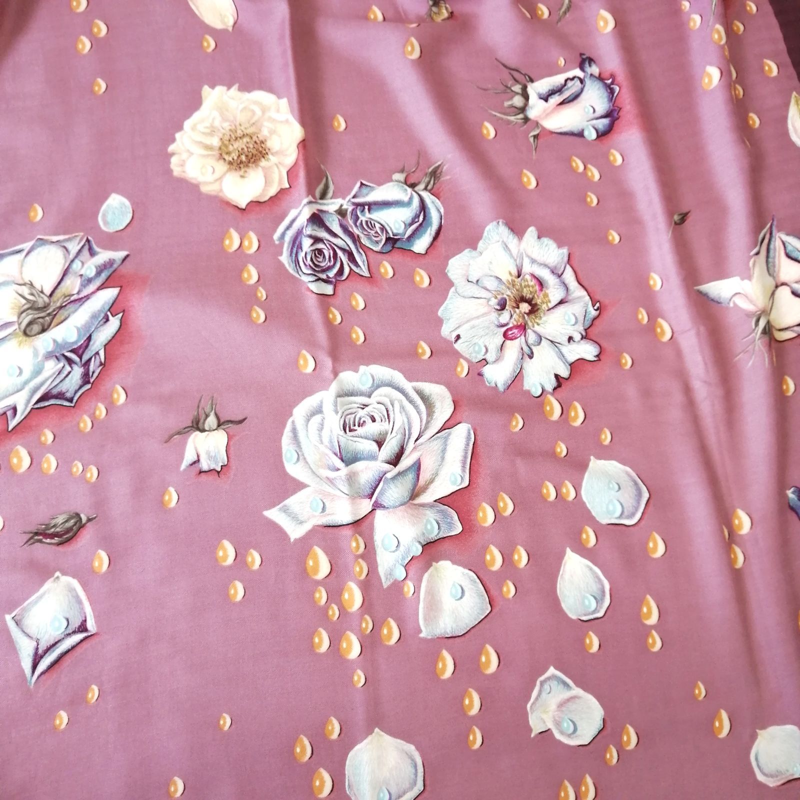 ★HERMES 大判 スカーフ カレ140 la rosee 薔薇の雫 花柄 55246f-4_c.jpg