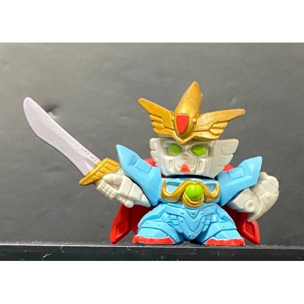 ガン消し　皇騎士ガンダム（限定彩色版） Yahoo!オークション - SDガンダム ガン消し リペイント 皇騎士