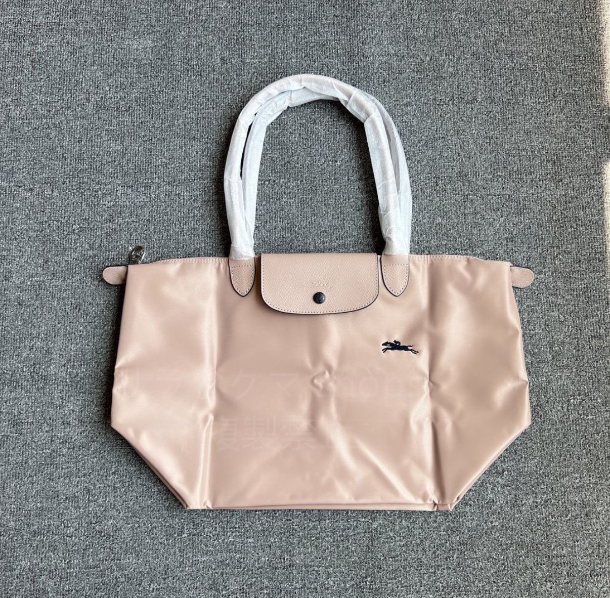 新店オープンセール！ 特価【新品】Longchamp ロンシャン 大人気