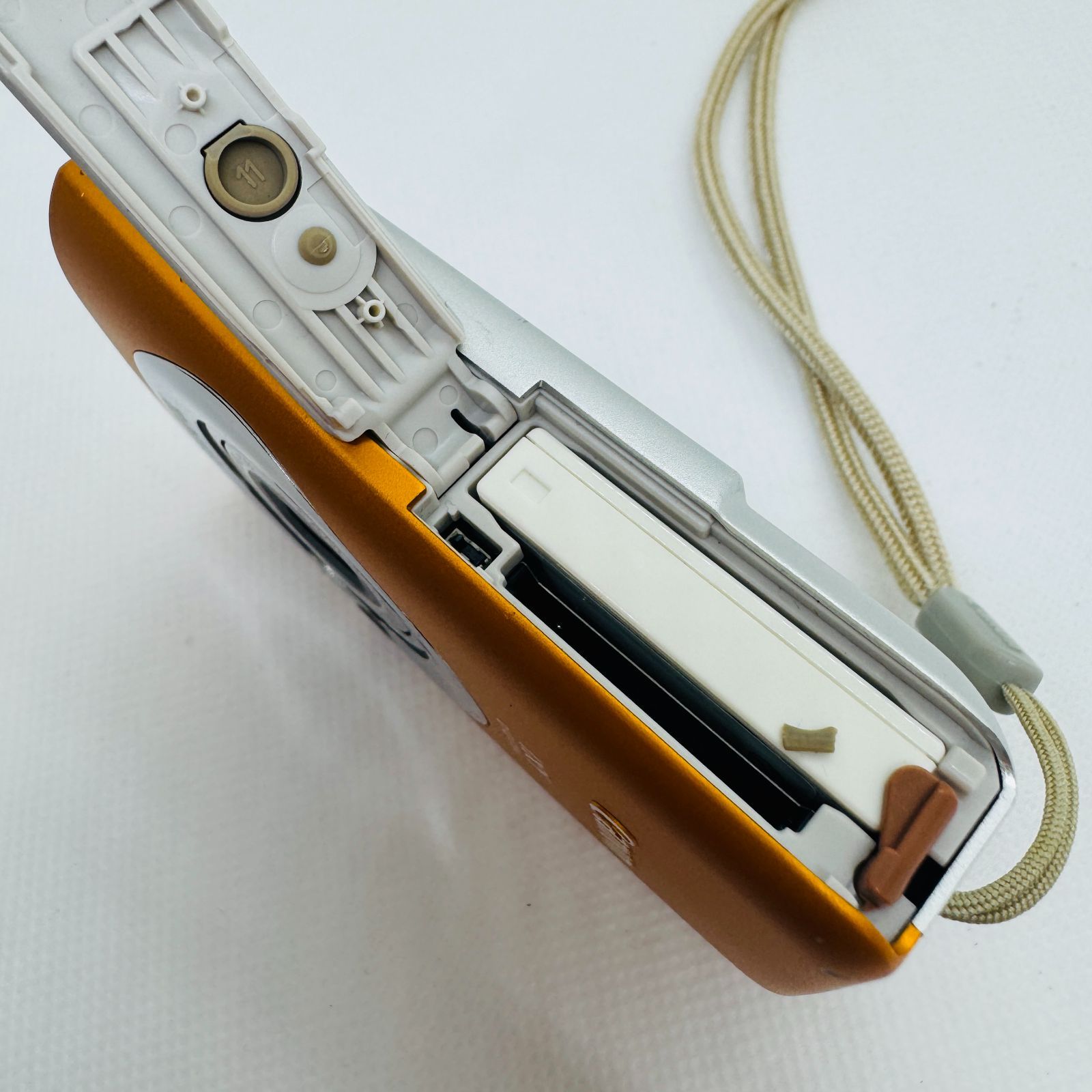 Canon IXY 110コンパクトデジタルカメラ【ジャンク品】 Amazon | Canon デジタルカメラ IXY DIGITAL (イクシ) 110 IS