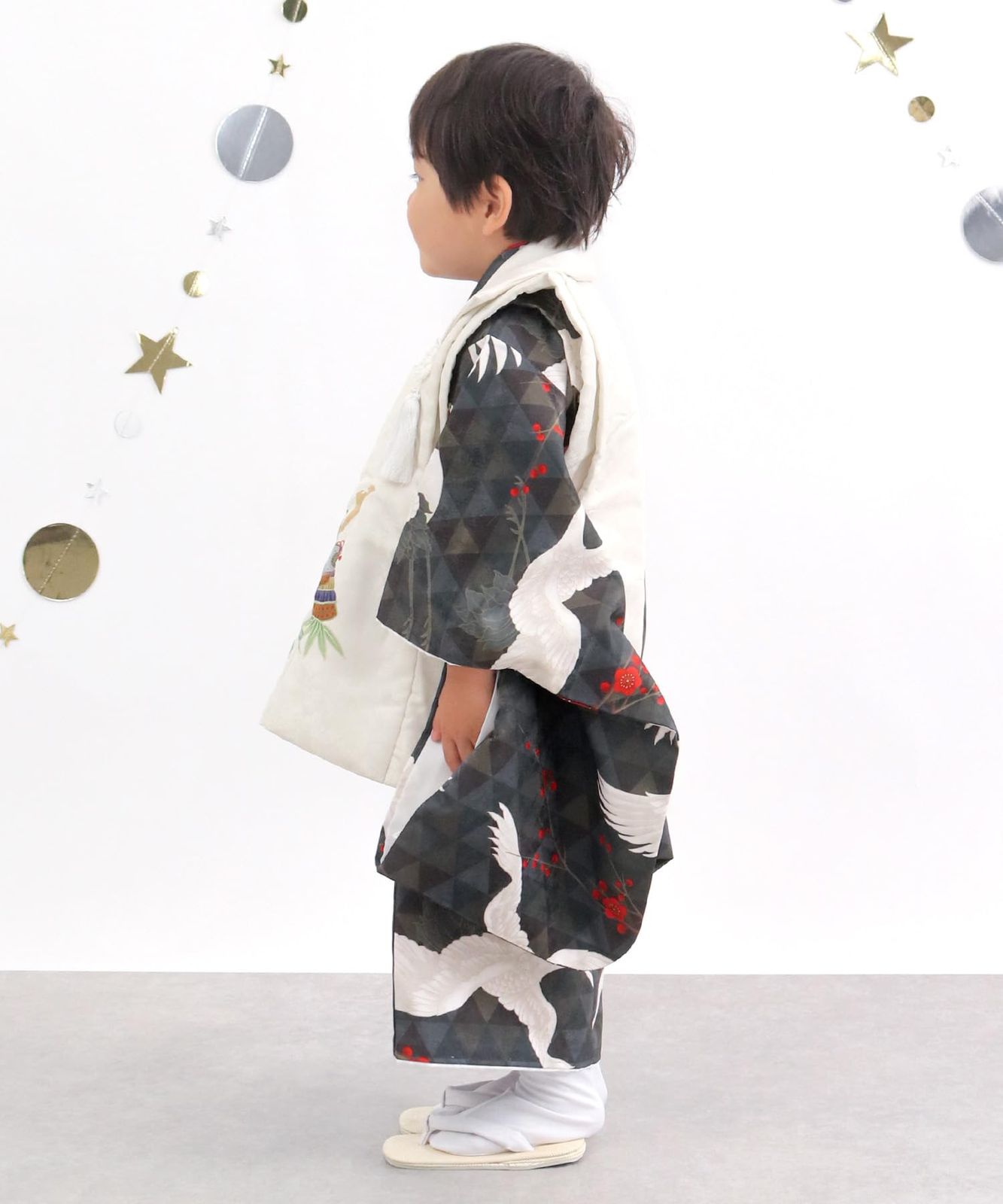 しちごさん 13.鱗紋に白鶴