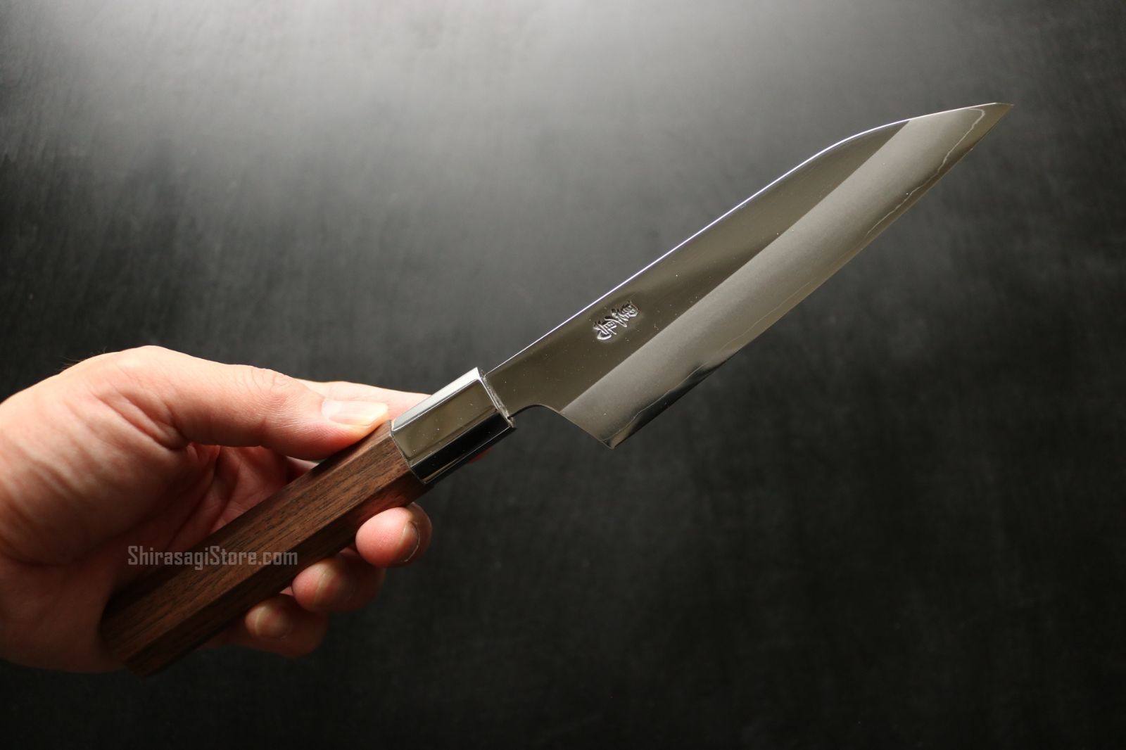 土佐打刃物 黒鳥鍛造工場 牛刀 包丁 銀三鋼 梨地仕上 240mm 土佐打