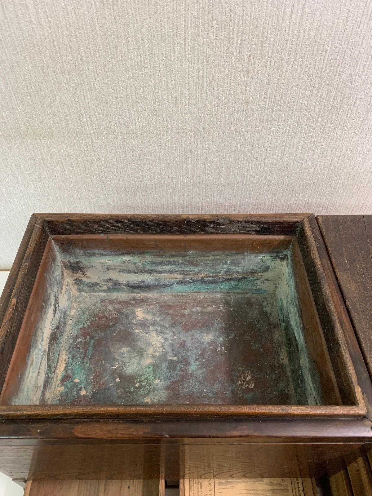 猫板付き