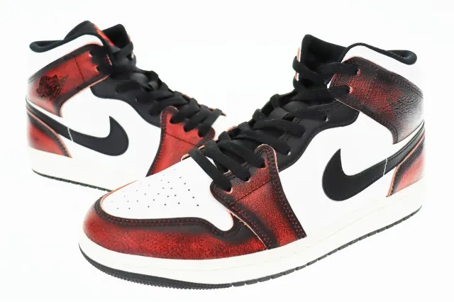 シューズ(男性用) Nike Air Jordan 1 Mid \"Wear Away\" Nike Air Jordan 1 Mid 