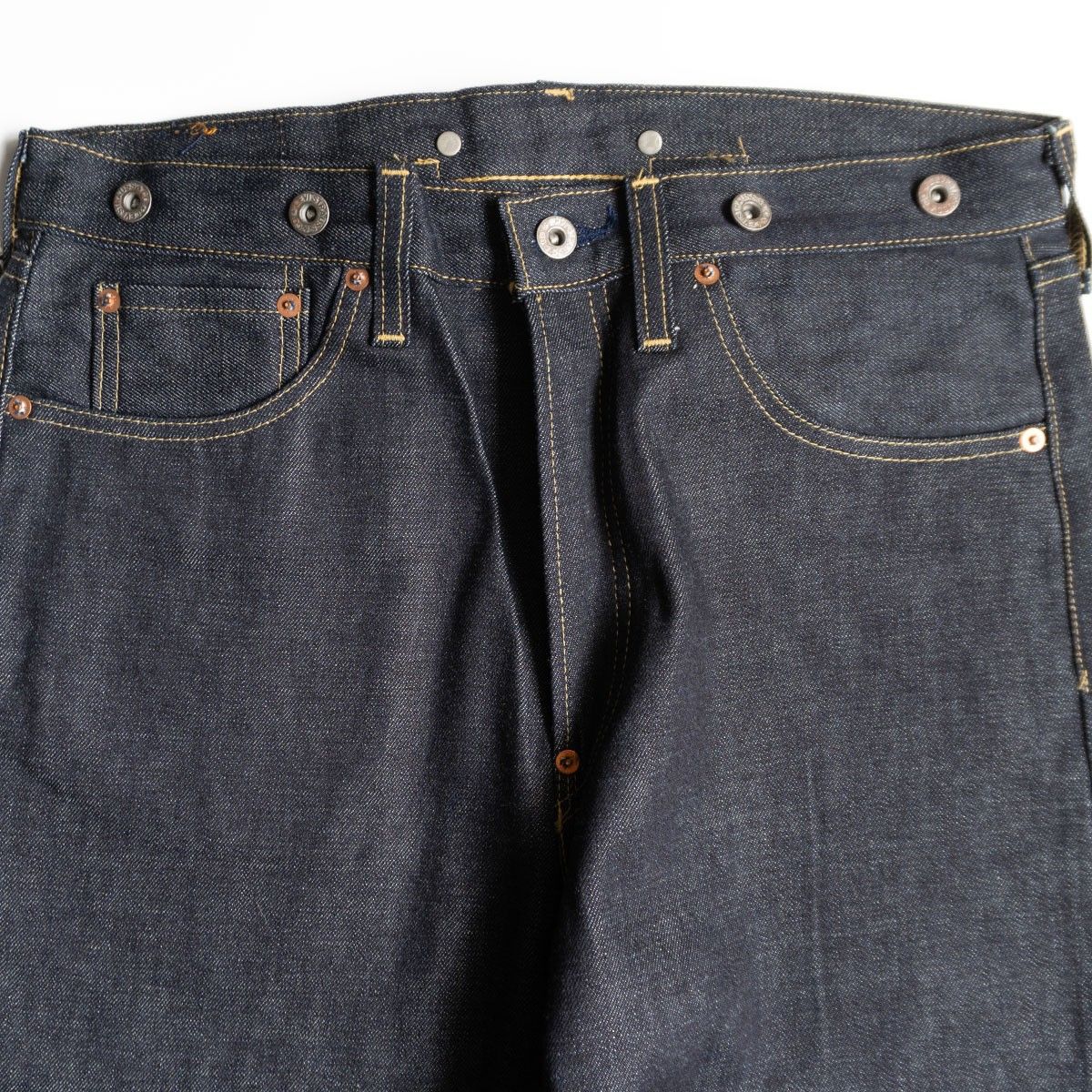 LEVI 702 ダークブルー デニム W31 L36 Levi's 702 ダークブルーデニム W31 L36
