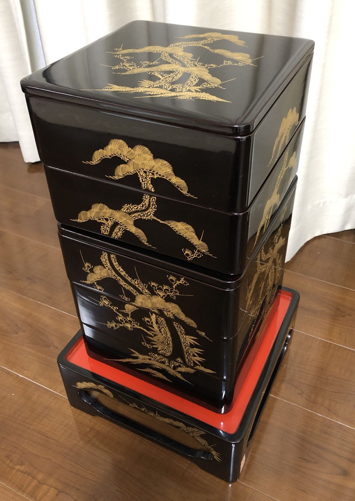 漆器 五段重箱 松蒔絵 黒塗り 朱内塗 二段 三段 台付 おせち 正月 和食器 アンティーク 992