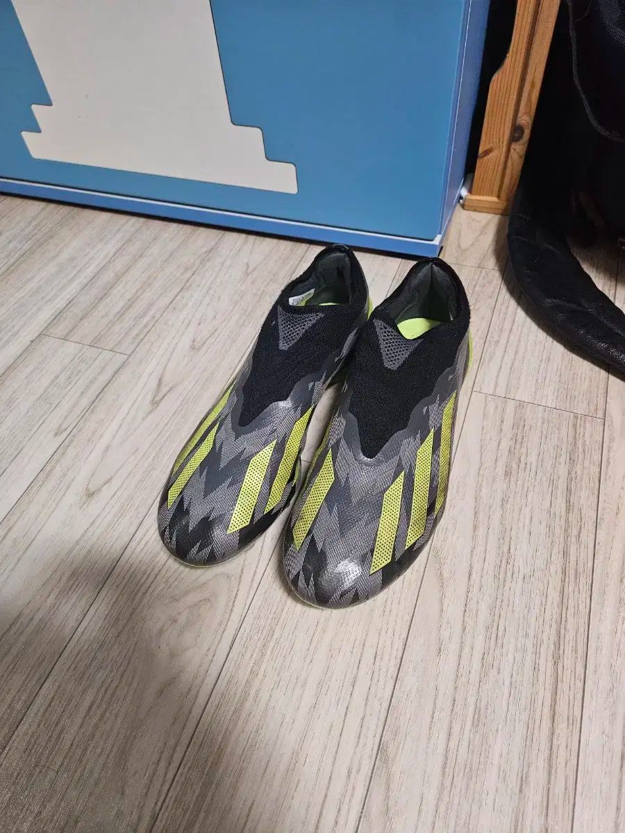 【雷市場（ポンジャン）商品韓国直送】adidas(アディダス) エックス クレイジー・ファスト fg 260