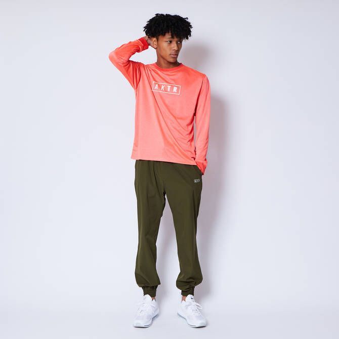 メルカリShops - URBAN JOGGER PANTS OLIVE