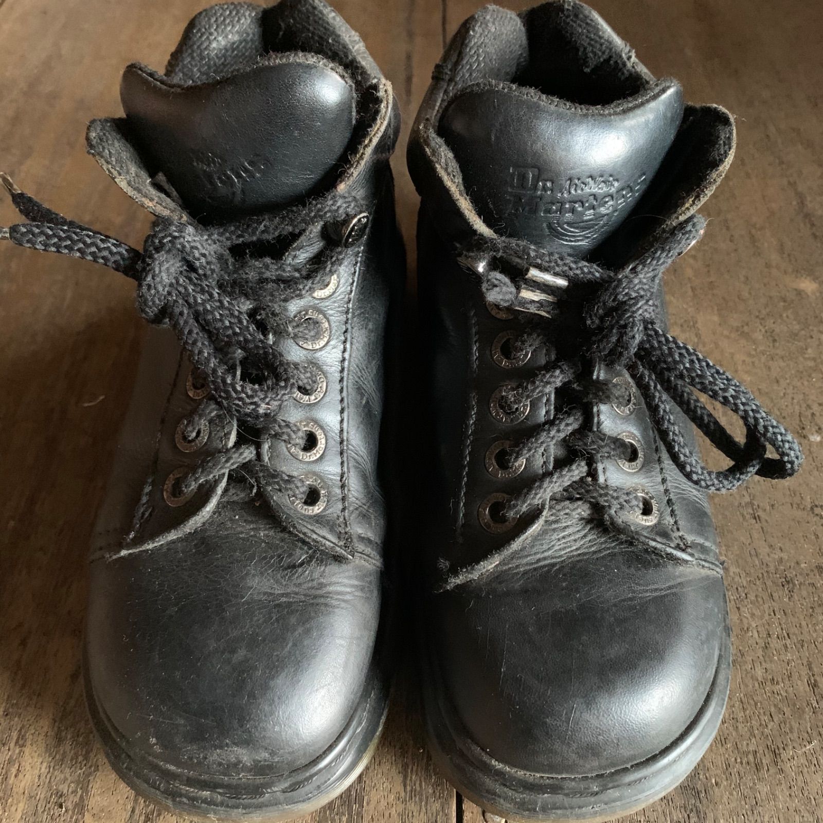 イングランド製 Dr.Martens ドクターマーチン 6ホール ブーツUK5